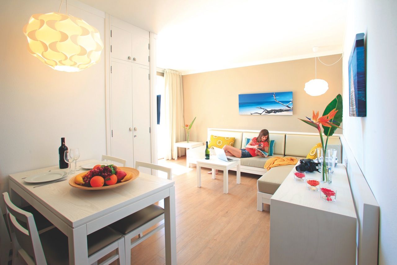 Apartamentos Bellamar 포엔샤 항구 외부 사진
